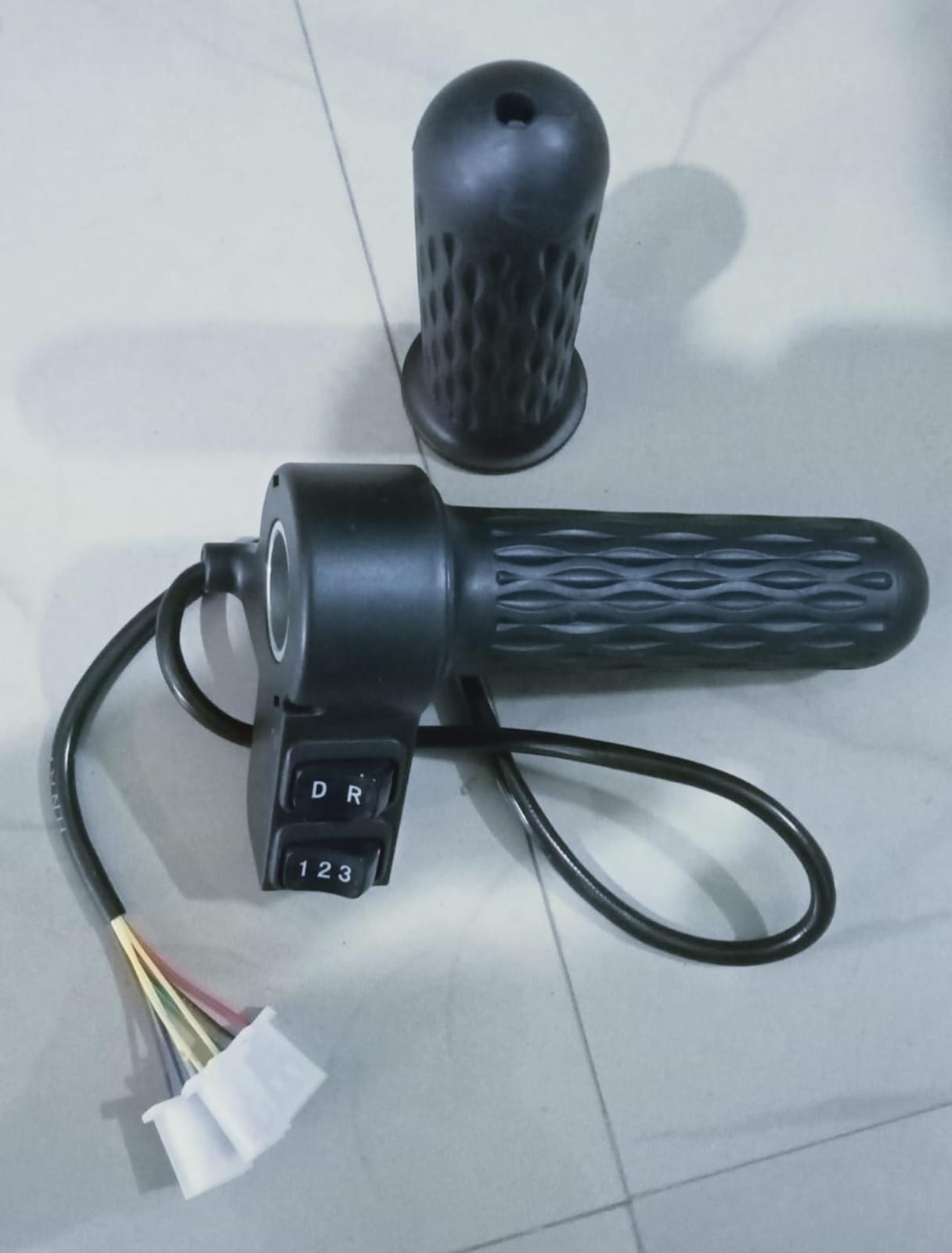 Throttle 123 P